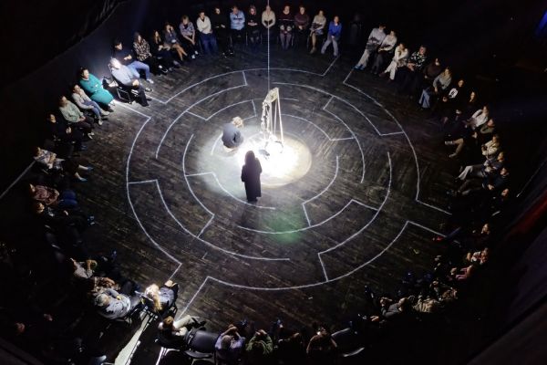 Фото из спектакля "Hamlet. Прощай"