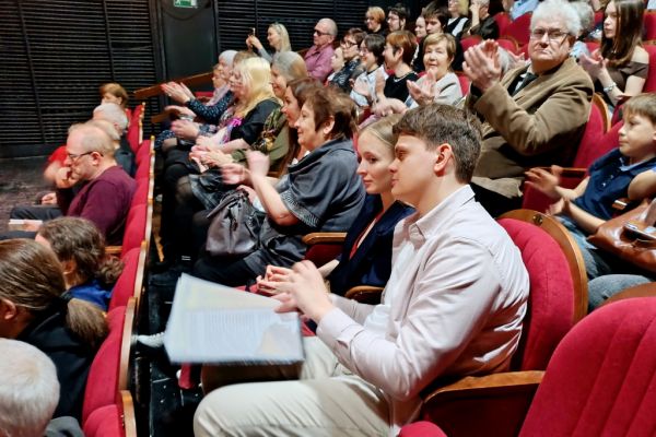 На подведении итогов в театре